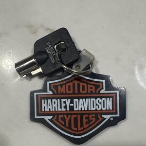 Harley-Davidson Black, Orange & White Bar & Shield Key Fob